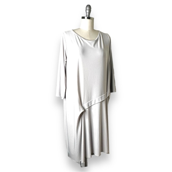 Caroline Short Dress by Sun Kim in Oyster, size Medium - Picture 11 of 14